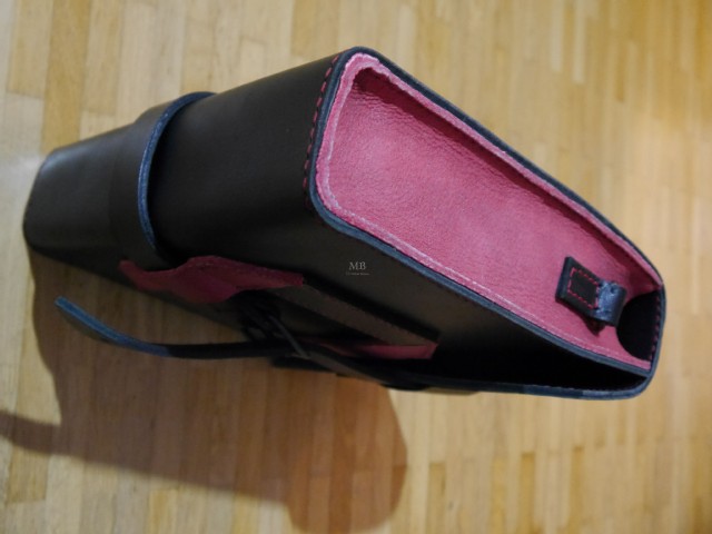 Handtasche schwarz-rot Bild 12